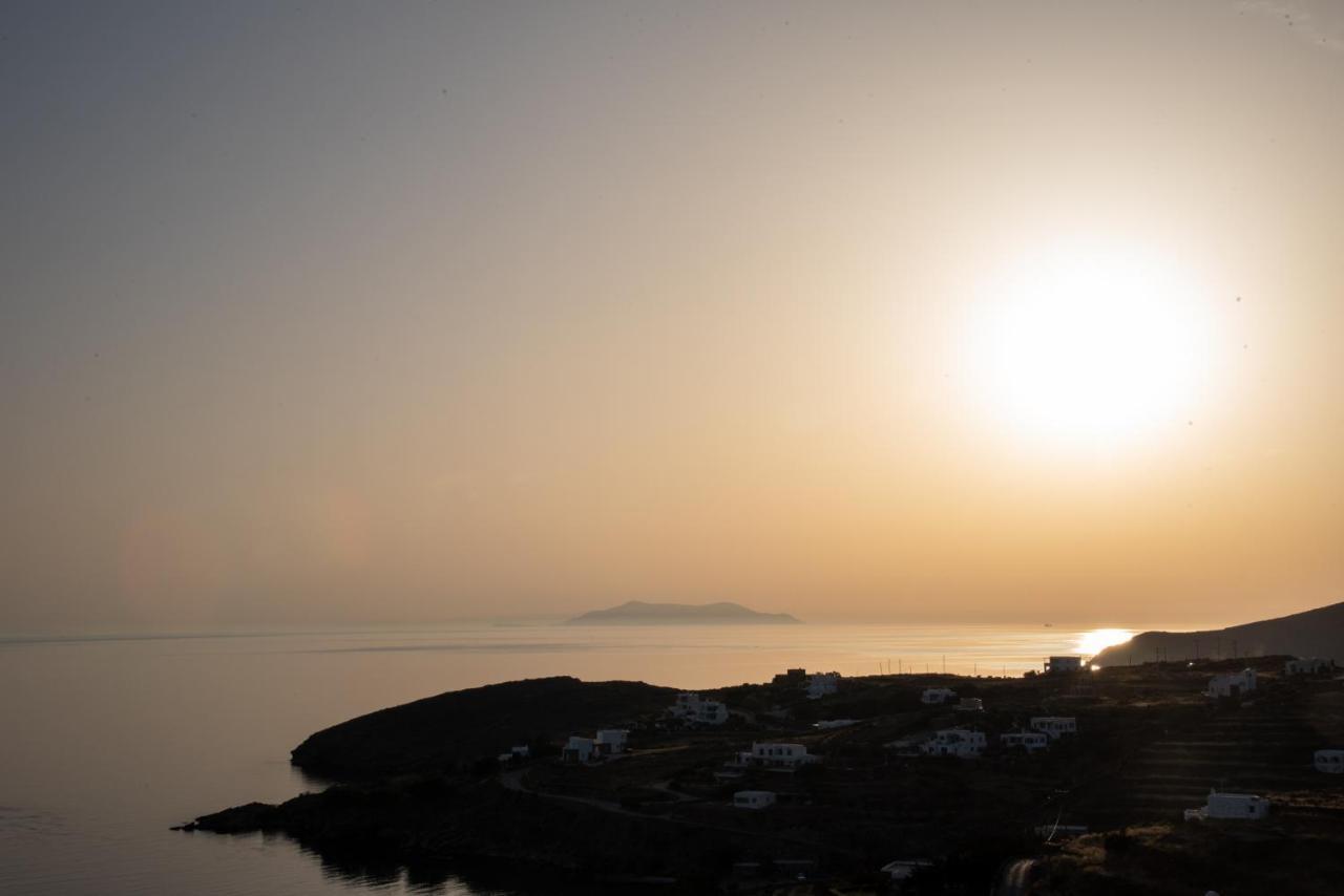 Iliopetra Residence Agios Romanos 外观 照片