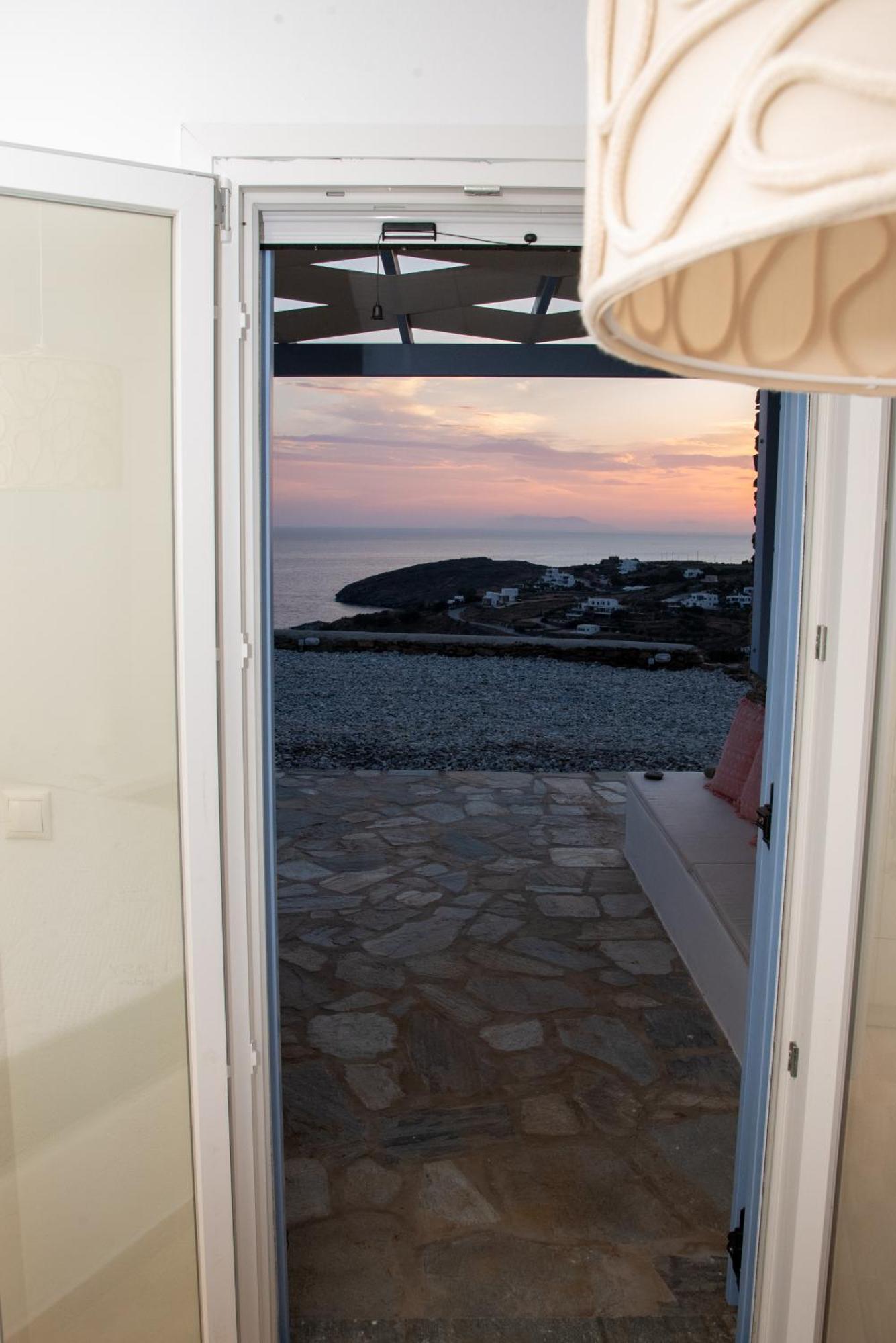 Iliopetra Residence Agios Romanos 外观 照片