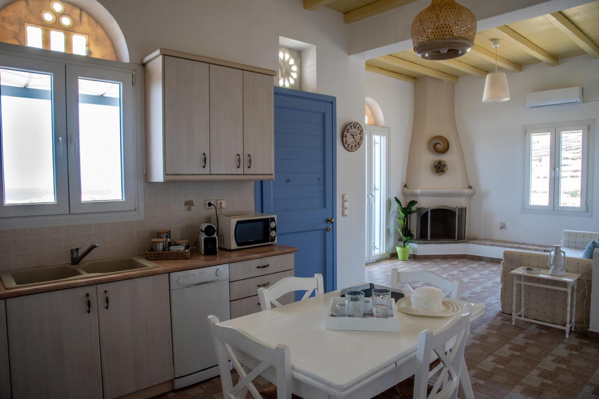 Iliopetra Residence Agios Romanos 外观 照片