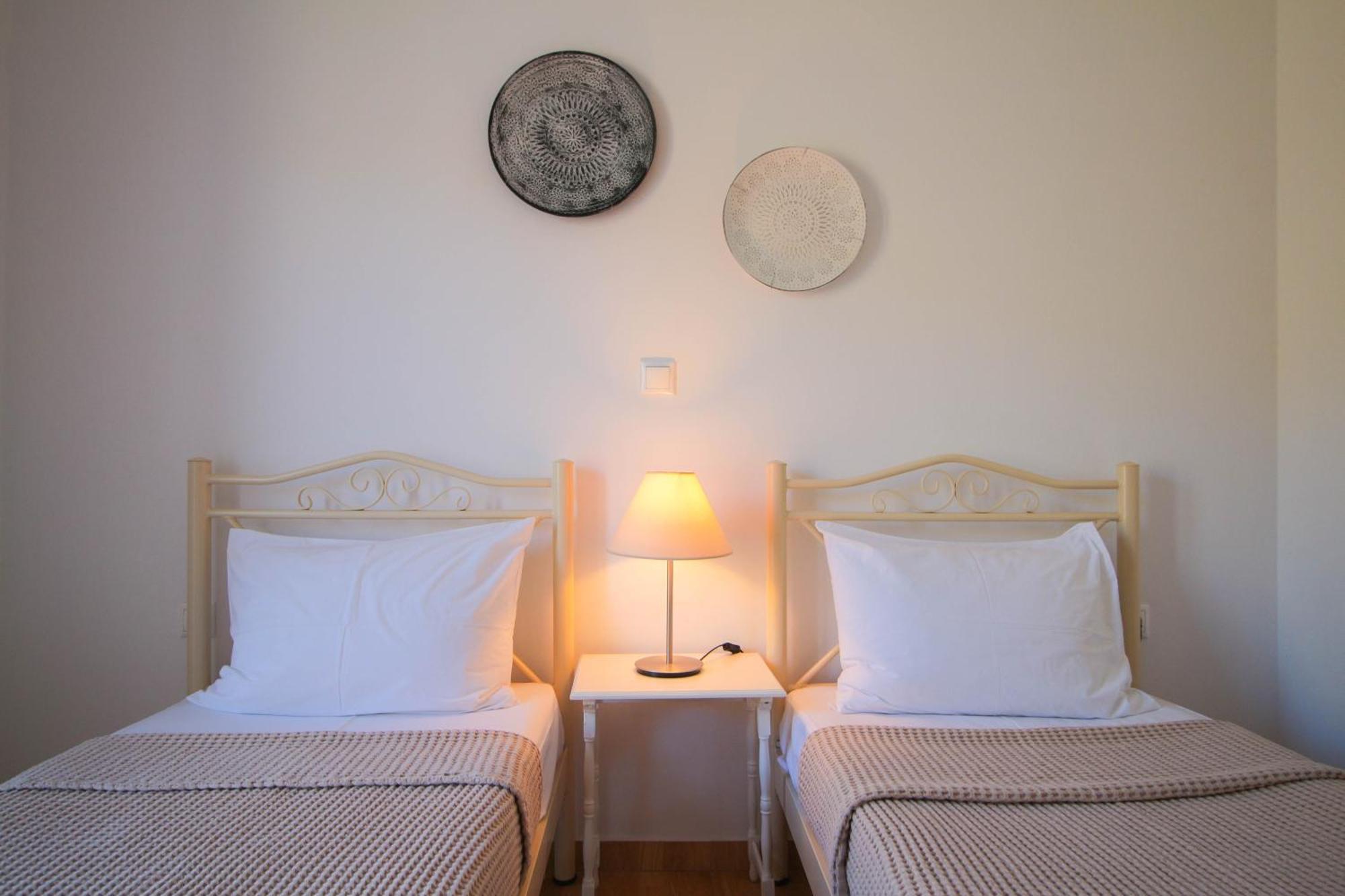 Iliopetra Residence Agios Romanos 外观 照片